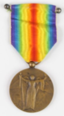 Lot 75 - A WW I French Allied Victory medal, unofficial...