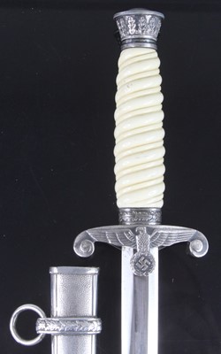 Lot 331 - A German Third Reich Heer (Army) dagger,...