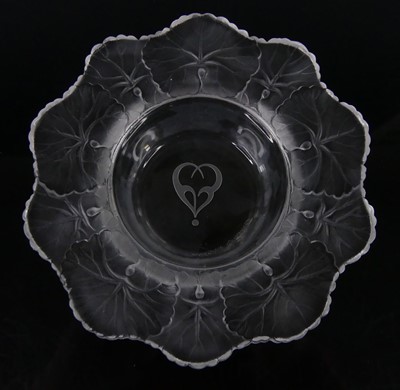 Lot 548 - A contemporary Lalique glass bowl, with...