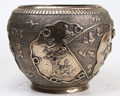 Lot 21 - A Japanese Meiji period bronze jardiniere,...