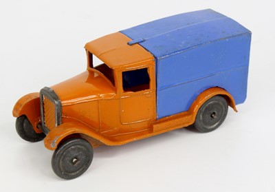 Lot 1095 - Dinky Toys No. 22D pre-war delivery van...