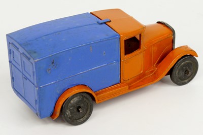 Lot 1095 - Dinky Toys No. 22D pre-war delivery van...