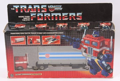 Lot 676 - Hasbro Transformers 1984 G1 1st generation...