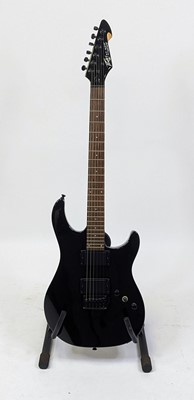 Lot 522 - A Peavey AT-200 electric guitar, serial no....