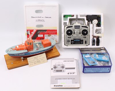 Lot 100 - A plastic kit built model of an RNLI lifeboat,...