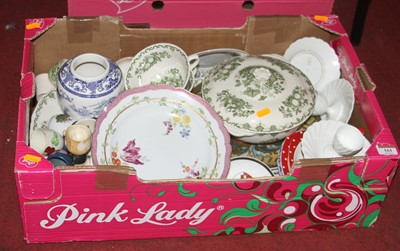 Lot 161 - A collection of ceramics to include early 20th...