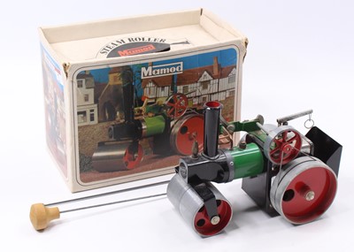 Lot 7 - A Mamod SR1A steam roller traction engine...