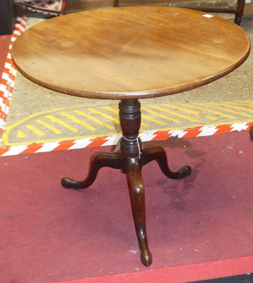 Lot 1303 - An early 19th century mahogany circular...