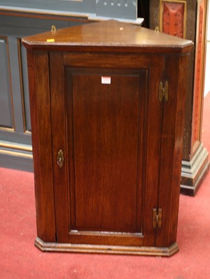 Lot 1395 - An early 19th century provincial oak single...