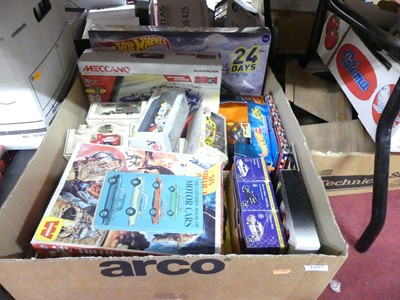 Lot 1627 - Mixed modern issue diecast to include Models...