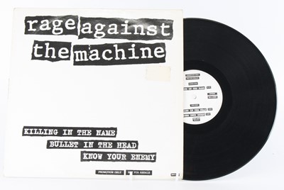 Lot 662 - A collection of assorted 12" singles to...