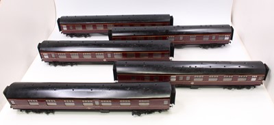 Lot 144 - Gauge 1. Set of five BR Mk.1 coaches 1:32...