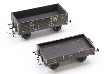 Lot 274 - Two Gauge 1 wooden goods wagons: SR 3-plank...