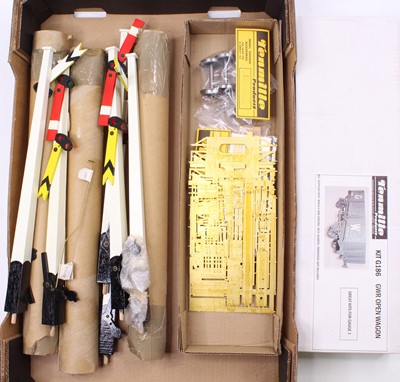 Lot 127 - Gauge 1 signals & a wagon kit. Six very well...