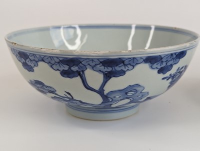 Lot 2377 - A pair of Chinese export blue and white...