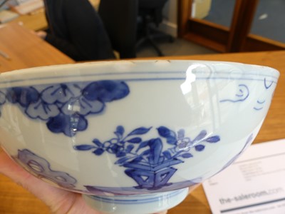 Lot 2377 - A pair of Chinese export blue and white...