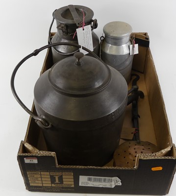 Lot 81 - A collection of miscellaneous items to include...