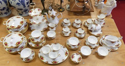 Lot 117 - An extensive Royal Albert dinner and tea...