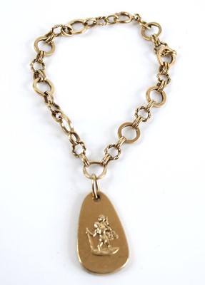Lot 2403 - A 9ct gold bracelet, having ropetwist and...