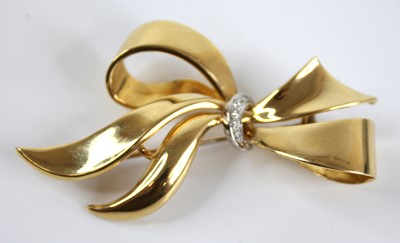 Lot 2405 - A modern 18ct gold and diamond point set...