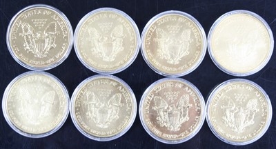 Lot 3043 - United States of America, a collection of...