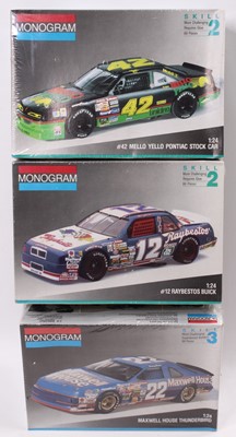 Lot 2046 - MONOGRAM 1.24 scale, NASCAR kit, 2428 ‘Mello...