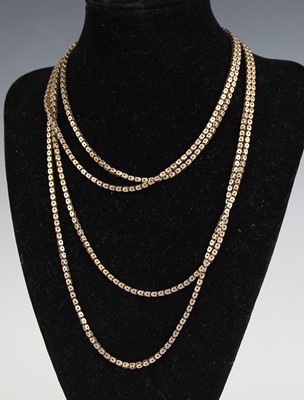 Lot 2271 - A yellow metal fancy pierced box link long...