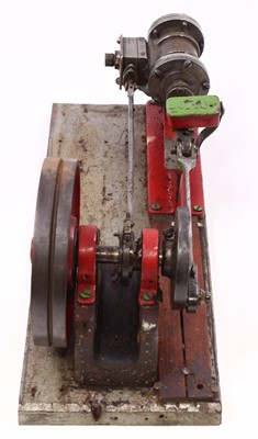 Lot 27 - A scratch-built horizontal mill engine,...