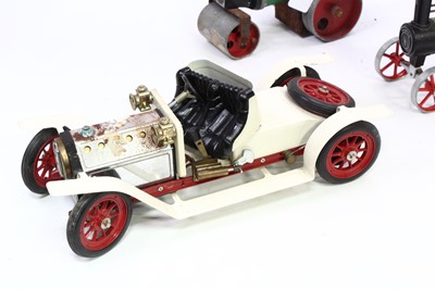 Lot 9 - A group of three Mamod steam engines to...