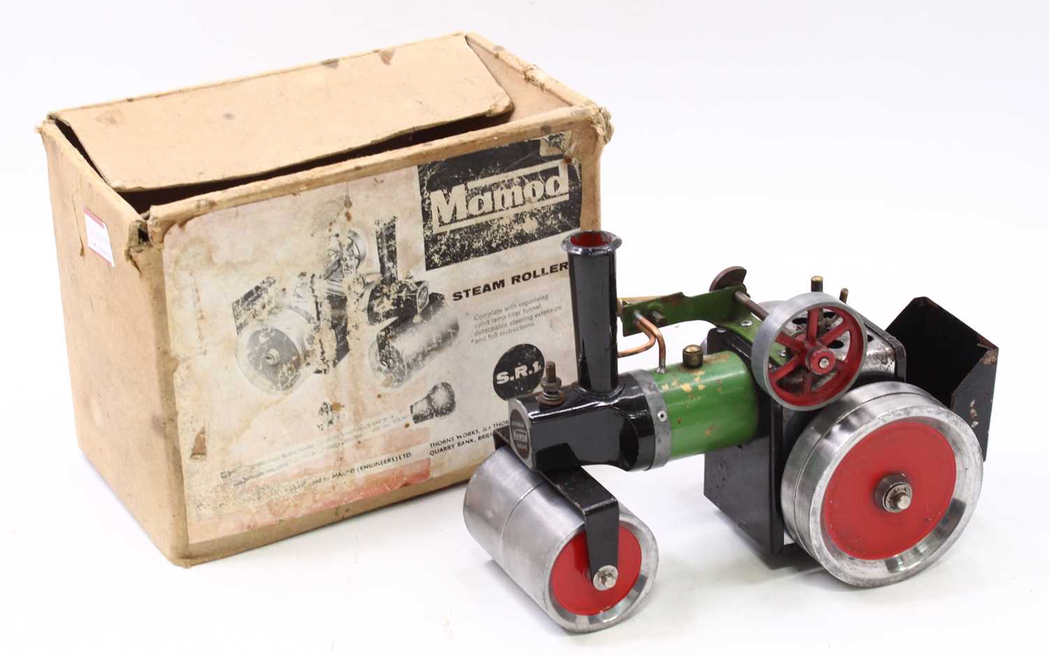 Lot 6 - Mamod SR1 Steam Roller, housed in the original...