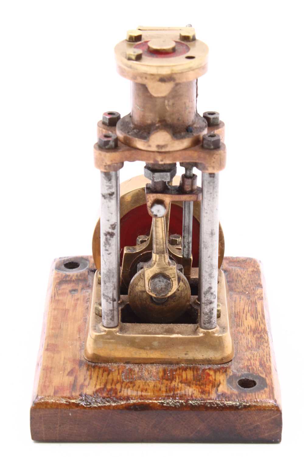 Lot 35 - A scratchbuilt miniature stationary vertical...