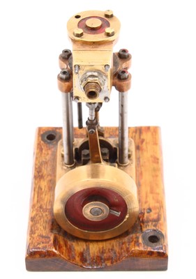 Lot 35 - A scratchbuilt miniature stationary vertical...