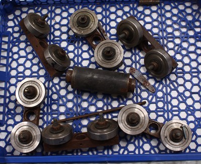 Lot 84 - One tray containing a quantity of rolling road...
