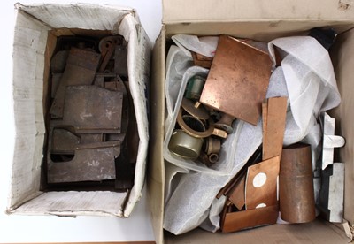 Lot 57 - Two boxes containing a quantity of 3½" gauge...