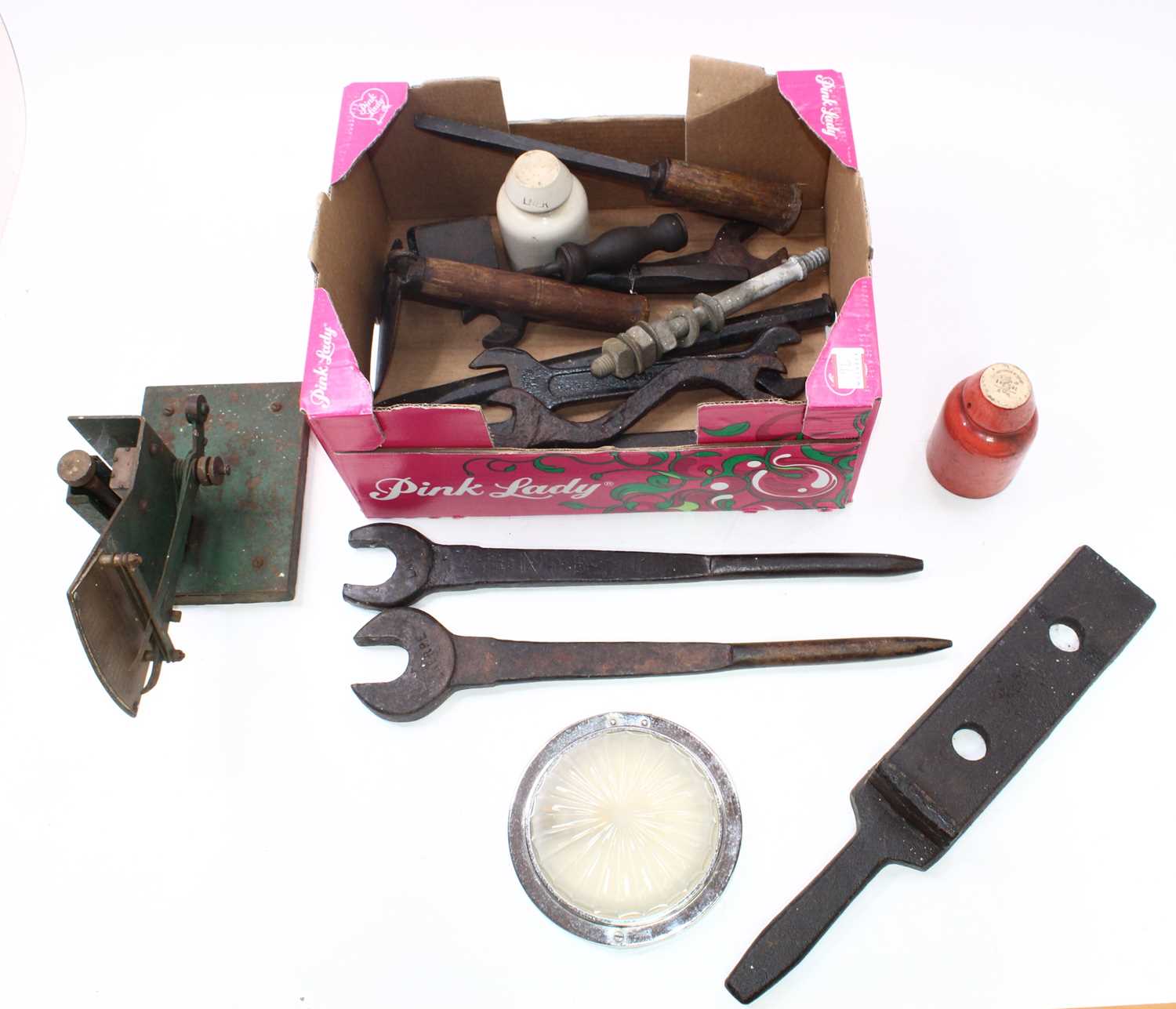 Lot 92 - Collection of mixed railway related hand tools,...
