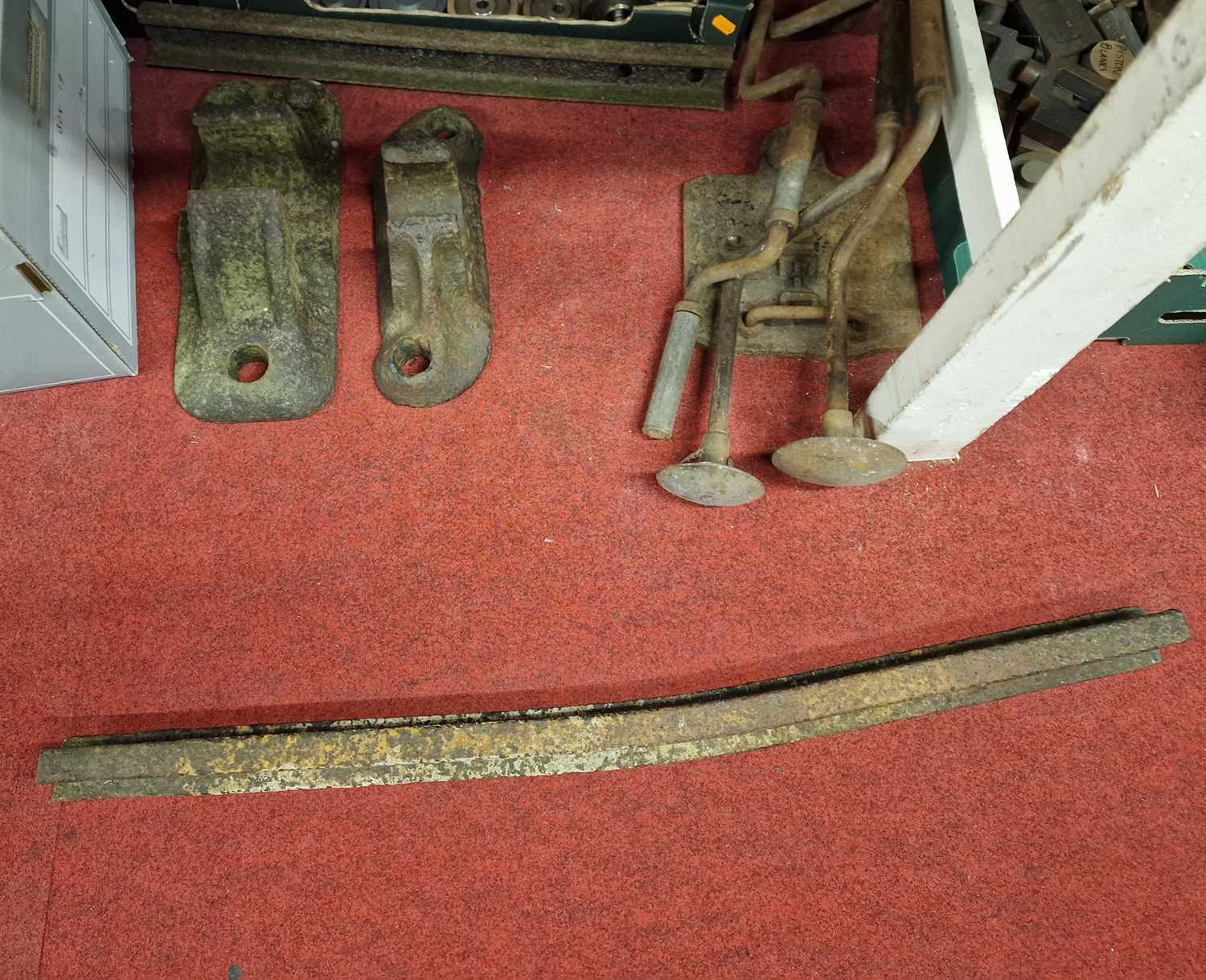 Lot 91 - Collection of mixed railwayana to include...