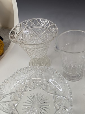 Lot 2082 - A collection of crystal glassware, 19th...
