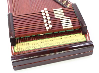 Lot 673 - A Konzert Gitarre Zither, Marke Fomen, made in...