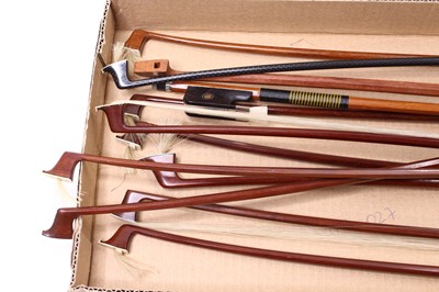 Lot 689 - A collection of assorted student's violin and...