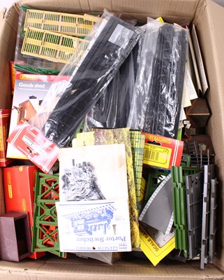 Lot 729 - A quantity of Hornby and Triang lineside...