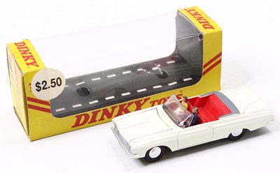 Lot 1083 - Dinky Toys, No.115, Plymouth Sports Fury,...