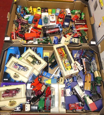 Lot 1621 - Two trays of loose & playworn mostly modern...