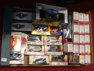 Lot 1629 - A tray of boxed modern issue diecast to...
