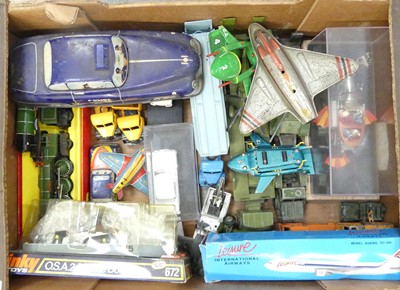 Lot 1638 - A tray of mixed tinplate playworn Dinky Toys,...