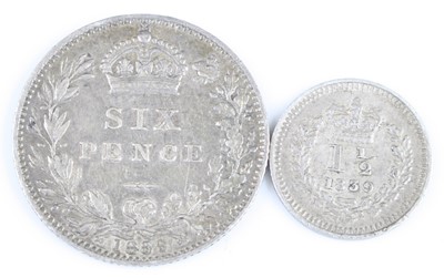 Lot 3037 - England, 1690 sixpence, obv: William III first...