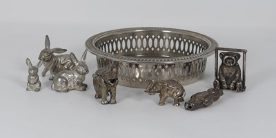 Lot 319 - A collection of miniature silver and silver...