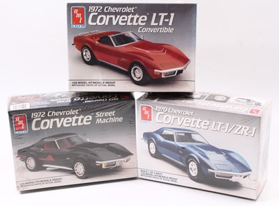 Lot 735 - AMT/ERTL 1.25 Corvette kits, 6218 1970...