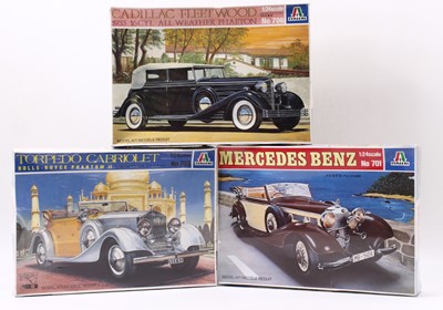 Lot 794 - ITALERI 1.24 scale Classic kits, 701 1936-39...