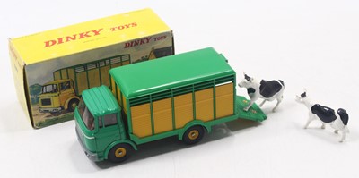 Lot 1091 - French Dinky Toys No. 577, Berliet Livestock...