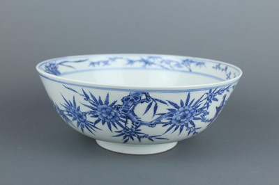 Lot 3 - A Chinese blue and white “magpie and prunus”...